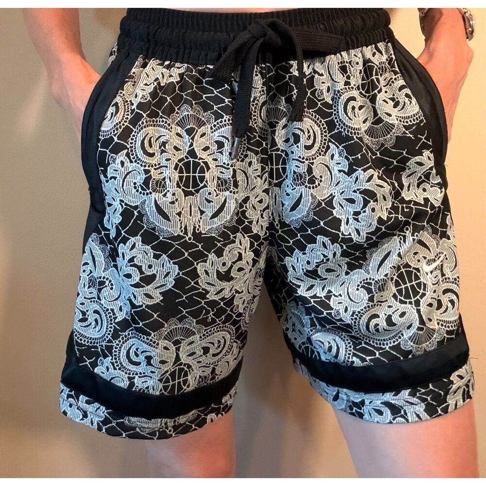 Nike Women’s Black & White Lace Print Athletic Shorts | Drawstring | Size XS